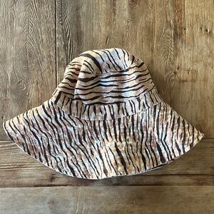 Faithful the Brand Frederick's Wlydie Animal Sun Hat